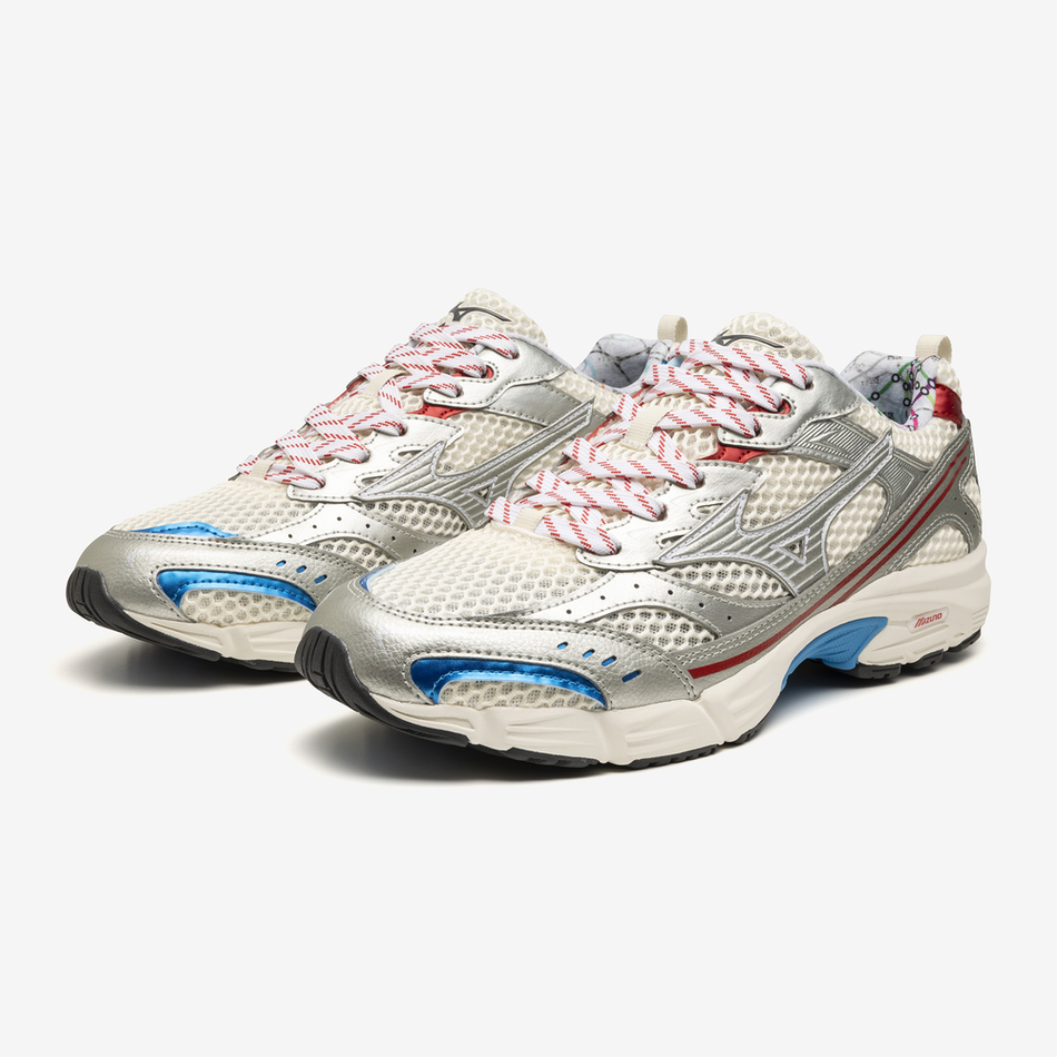 Mizuno MXR Pristine/high risk red/blue pace