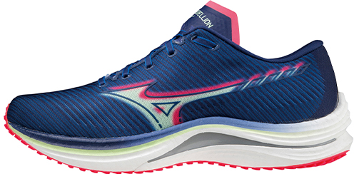 La Wave Rebellion es una zapatilla perfecta para superar tu mejor marca en una maratón